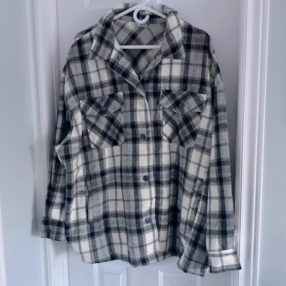 Plaid Shacket-size 2X - Picture 1 of 4